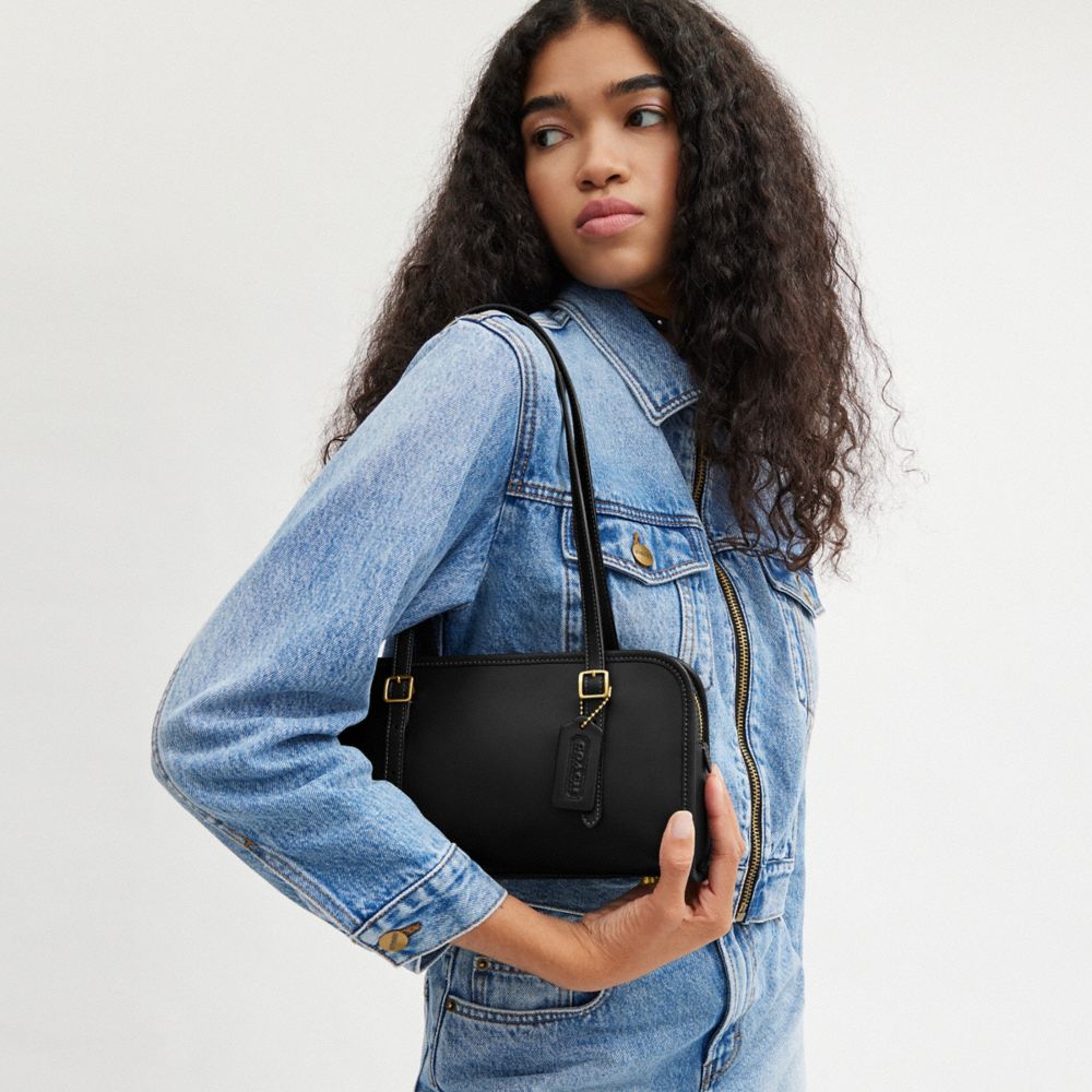 Black Coach Swing Zip Women Shoulder Bags & Hobos | 536LMYQEO