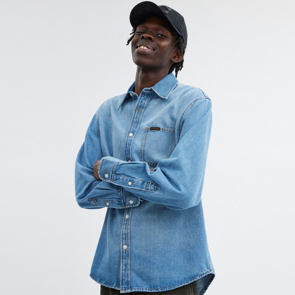 Light Wash Coach Denim Shirt Men Tops & Bottoms | 541URNQDV